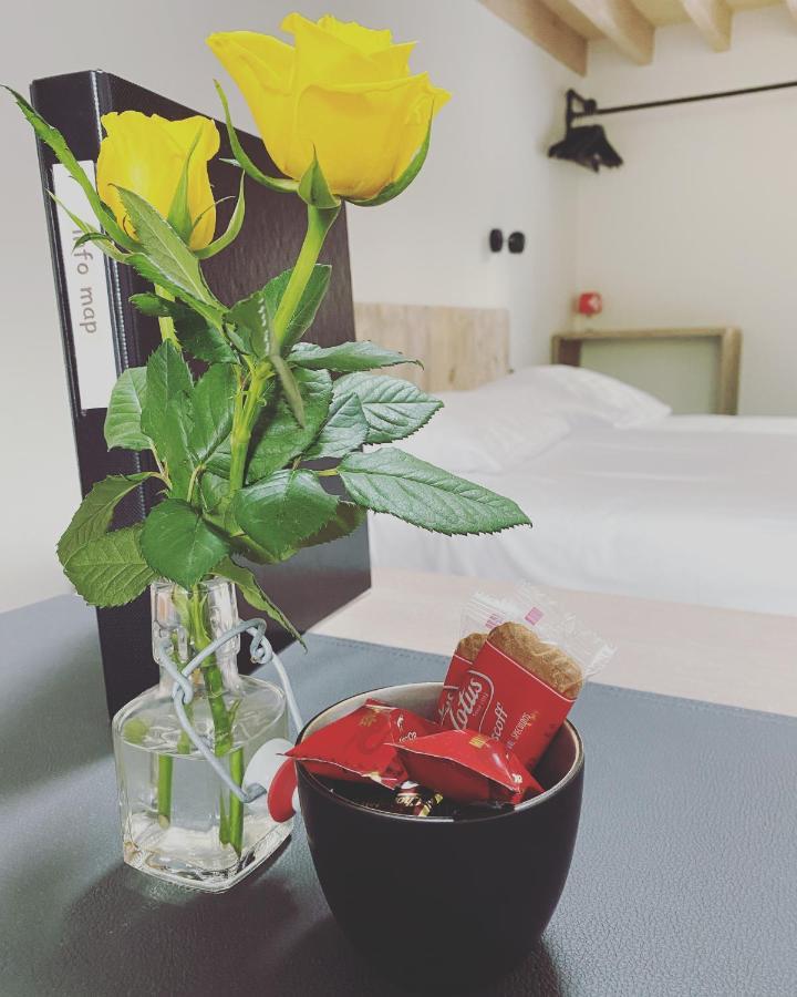 B&B Sint-Mariaburg Antwerpen Exteriör bild